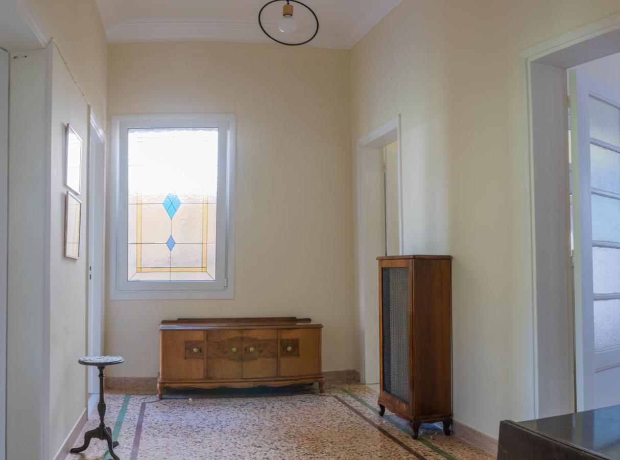 דירות The Athenian House -Duxiana Bed מראה חיצוני תמונה