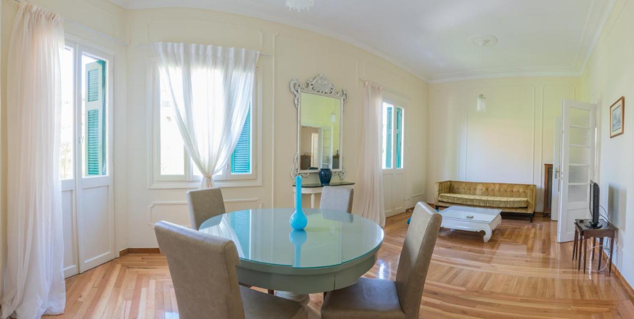 דירות The Athenian House -Duxiana Bed מראה חיצוני תמונה