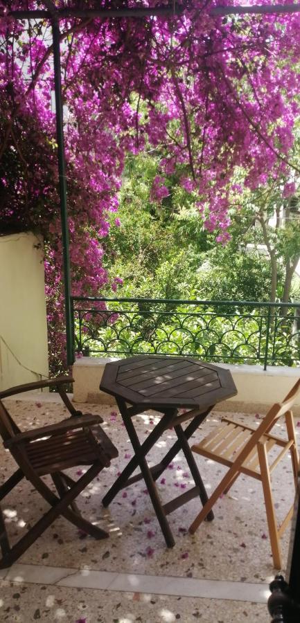 דירות The Athenian House -Duxiana Bed מראה חיצוני תמונה